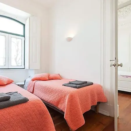 Apartman Spacious 3 Bedroom Flat In Charming *